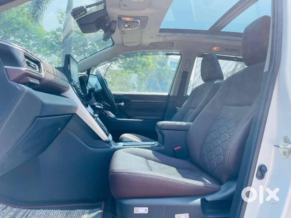 Toyota Innova Hycross 2.0 Zx (o) Hybrid 7 Str, 2024, Cng & Hybrids