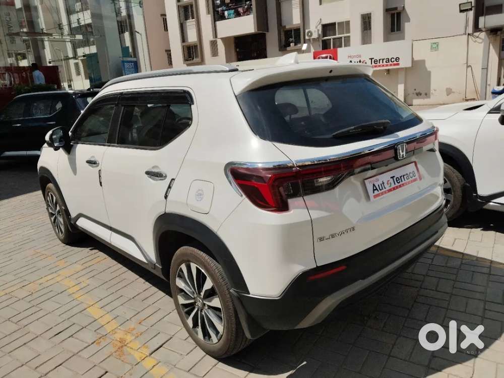 Honda Elevate ZX CVT, 2025, Petrol
