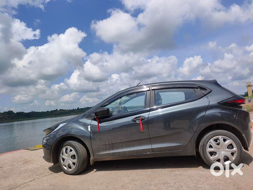 Tata Altroz Petrol 2020