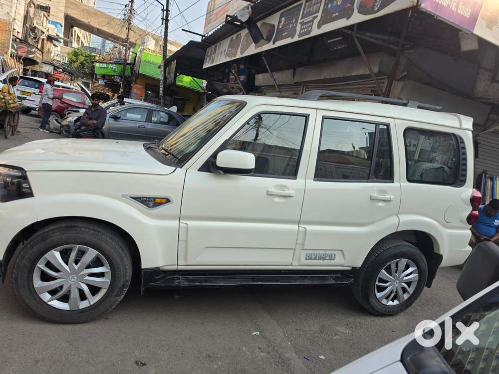 Mahindra Scorpio S6 Plus, 2017, Diesel