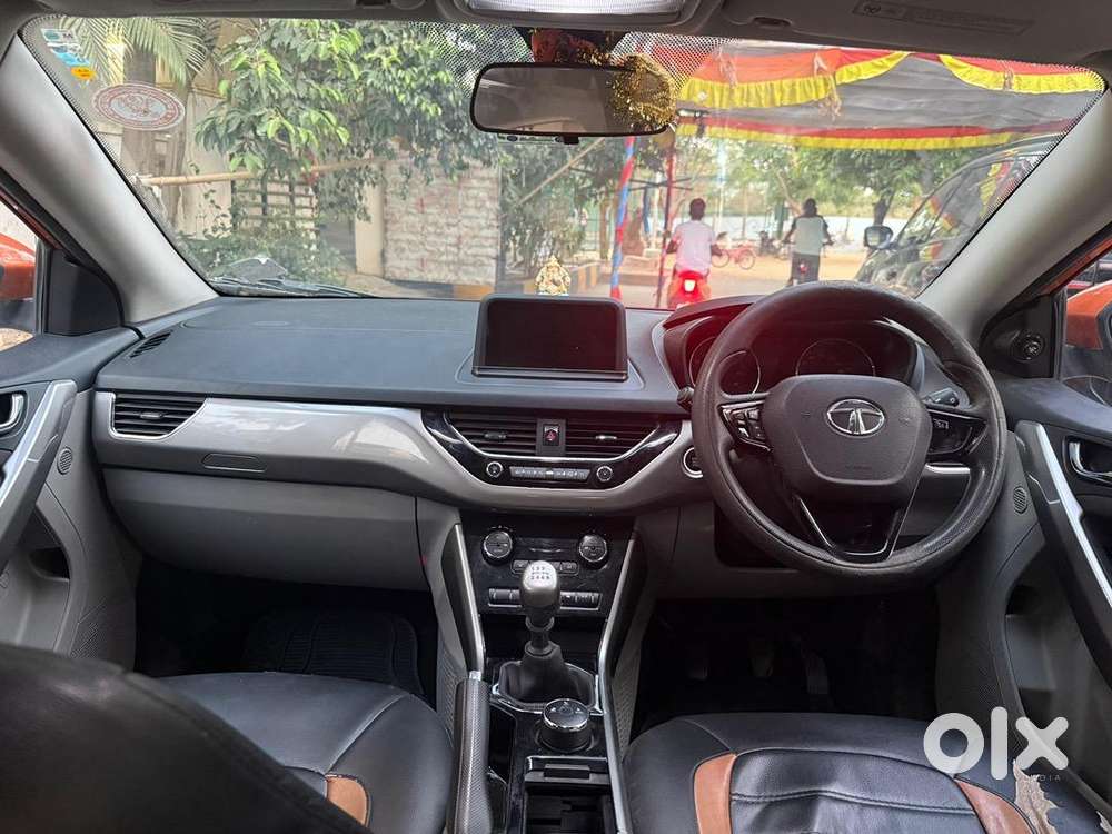 Tata Nexon Xz+ Dt Bsiv (diesel)