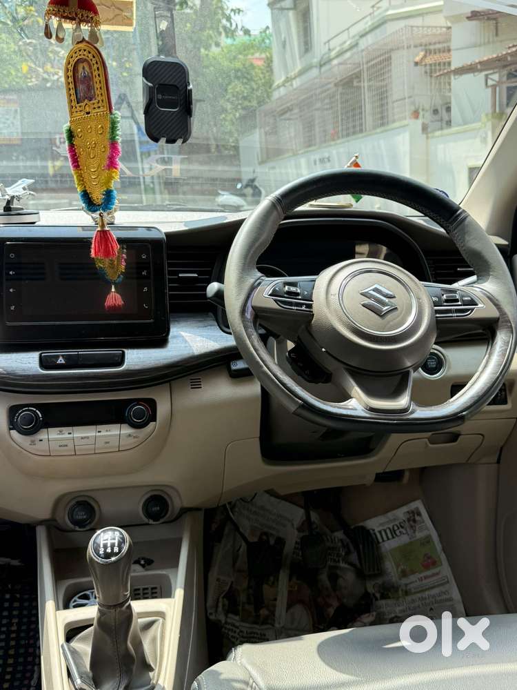 Maruti Suzuki Ertiga Zxi Plus Shvs, 2022, Petrol
