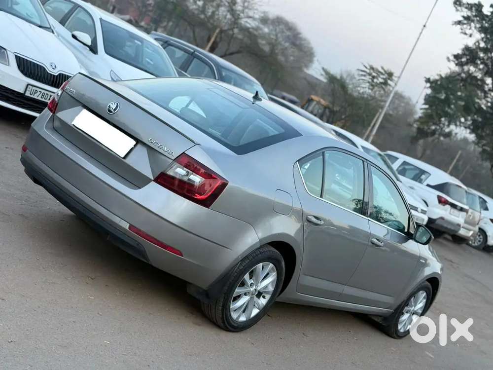 Skoda Octavia/ Petrol/ Automatic