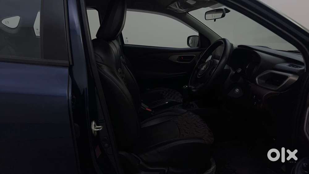 Maruti Suzuki Fronx Delta Plus 1.2l Mt, 2024, Petrol