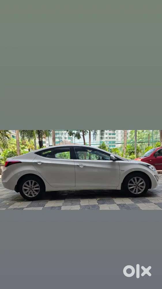 Hyundai Elantra 2017 Petrol 19000 Km Driven