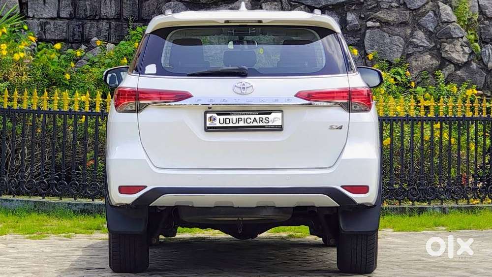 Toyota Fortuner 4x2 Mt 2.8 Diesel, 2018, Diesel