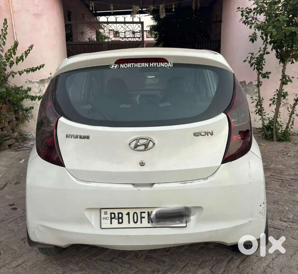 Hyundai Eon Magna 2015 Petrol
