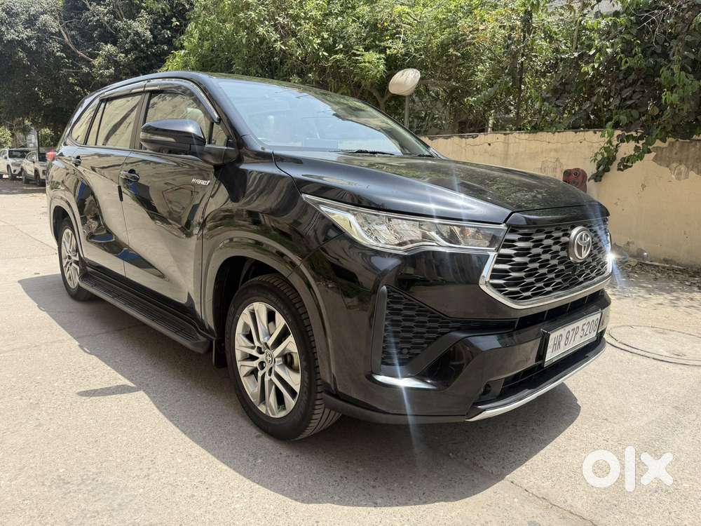 Toyota Innova Hycross 2.0 Vx (o) Hybrid 8 Str, 2024, Cng & Hybrids