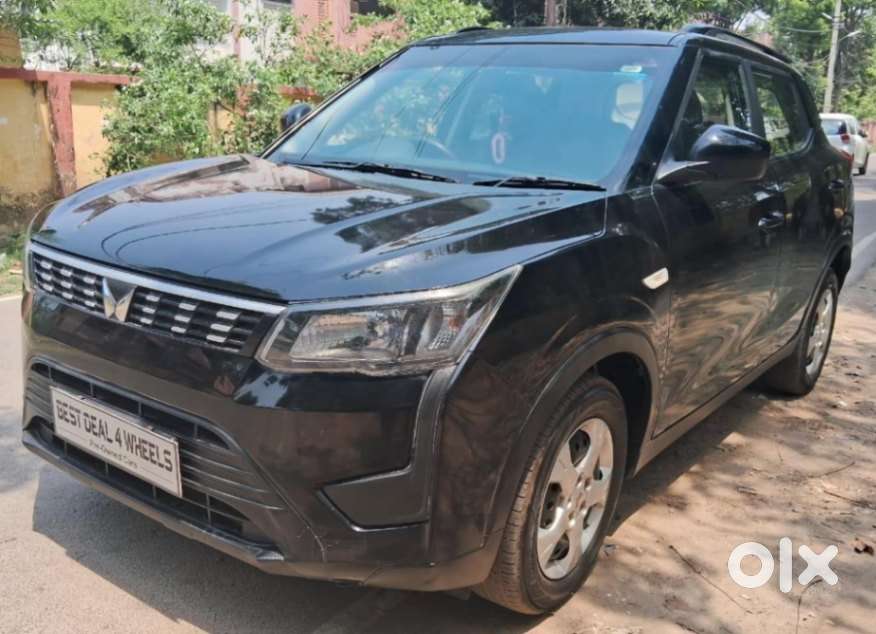 Mahindra Xuv300 W6, 2023, Petrol