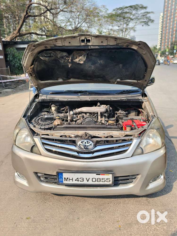 Toyota Innova 2004-2011 2.5 V Diesel 8-seater, 2007, Diesel