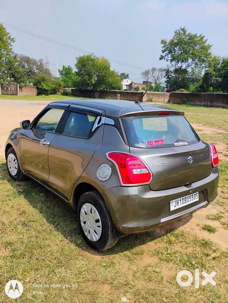 Maruti Suzuki Swift Vxi + Manual, 2019, Petrol