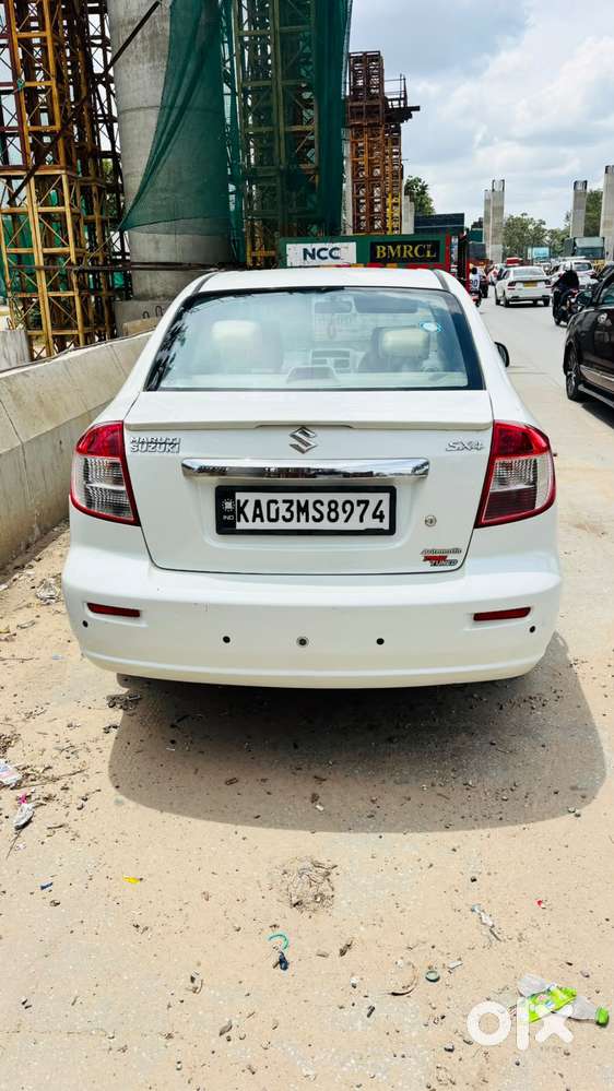 Maruti Suzuki Sx4 Zxi At, 2013, Petrol