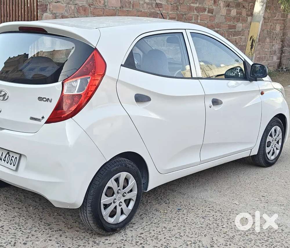 Hyundai Eon Magna Plus