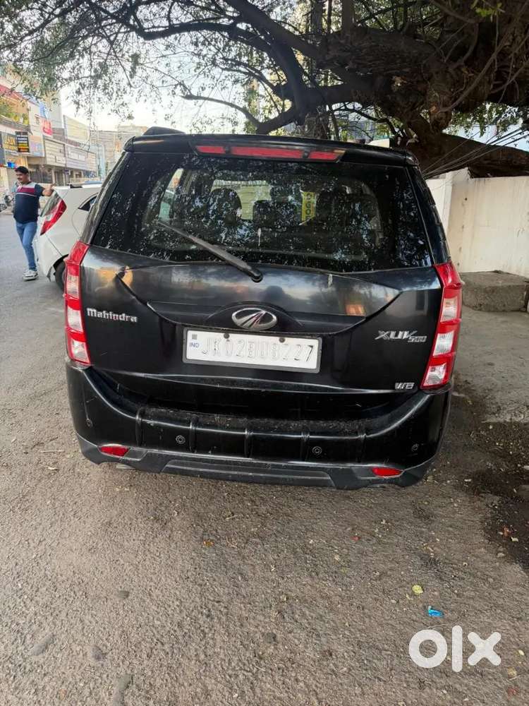Mahindra Xuv500 2017 Diesel 143000 Km Driven