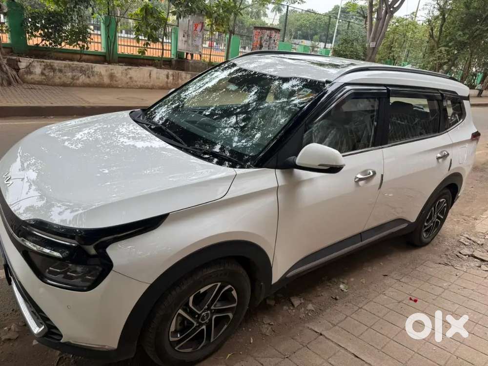 Kia Carens 2023 Diesel 9700 Km Driven