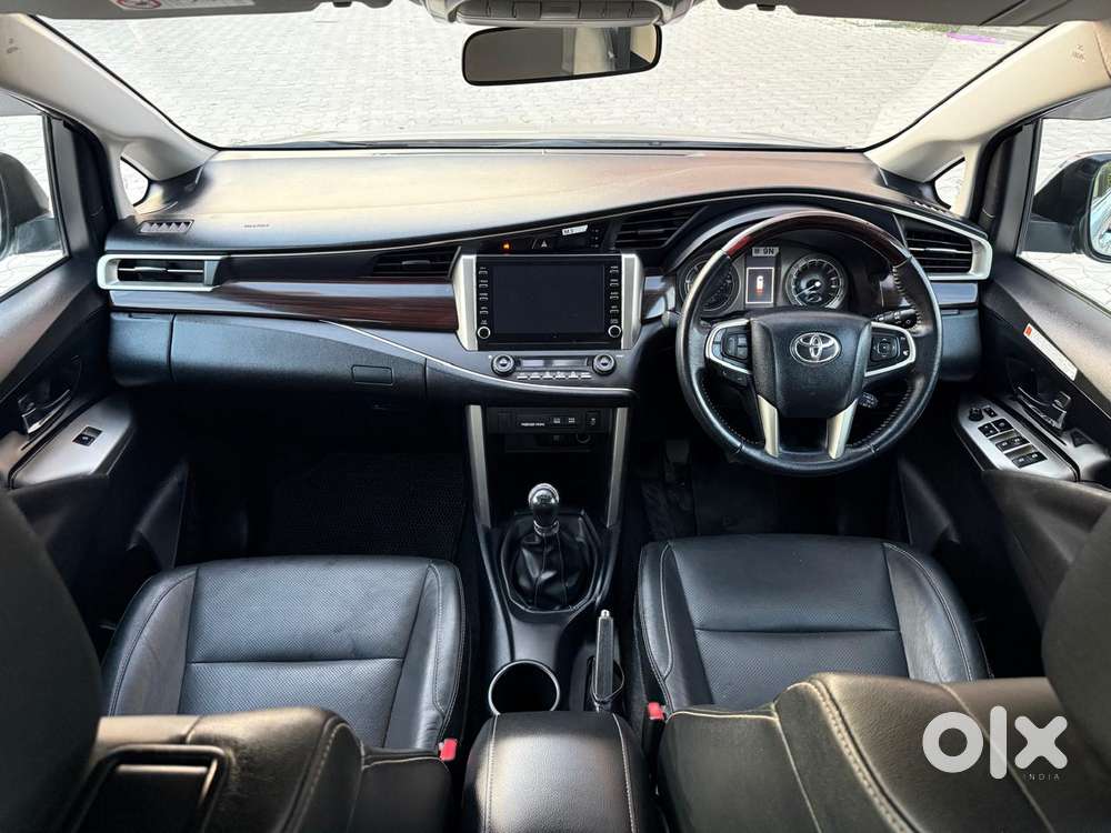 Toyota Innova Crysta [2020-ongoing] 2.4 Zx 7 Str, 2022, Diesel
