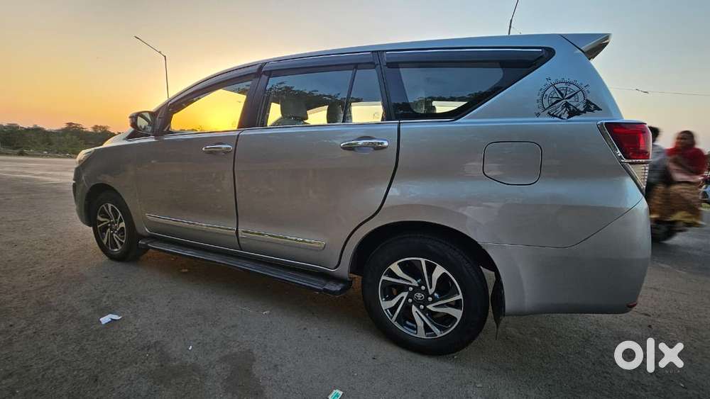 Toyota Innova Crysta 2.4 G Plus Mt 7 Str, 2022, Diesel