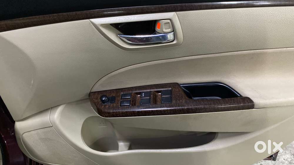 Maruti Suzuki Swift Dzire 1.2 Vxi Bsiv, 2017, Petrol