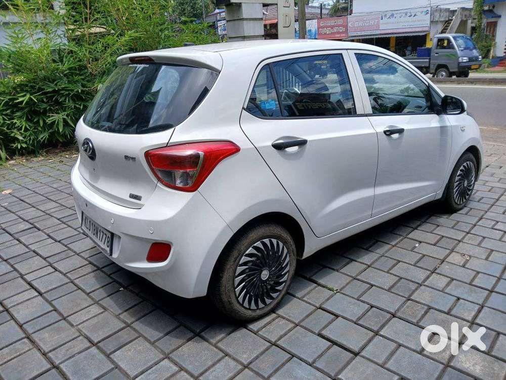 Hyundai Grand I10 Era, 2013, Petrol