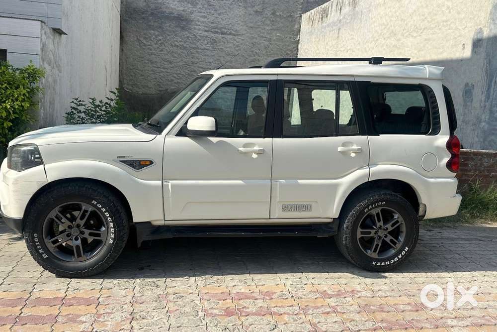 Mahindra Scorpio Diesel 2015