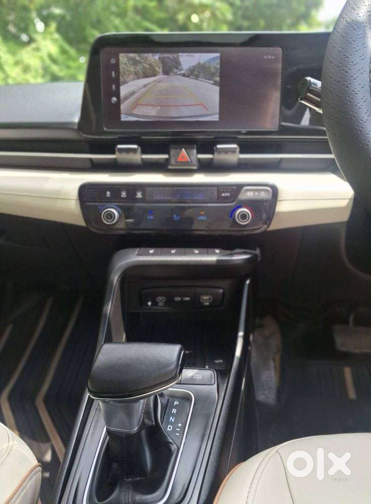 Hyundai Verna, 2023, Petrol