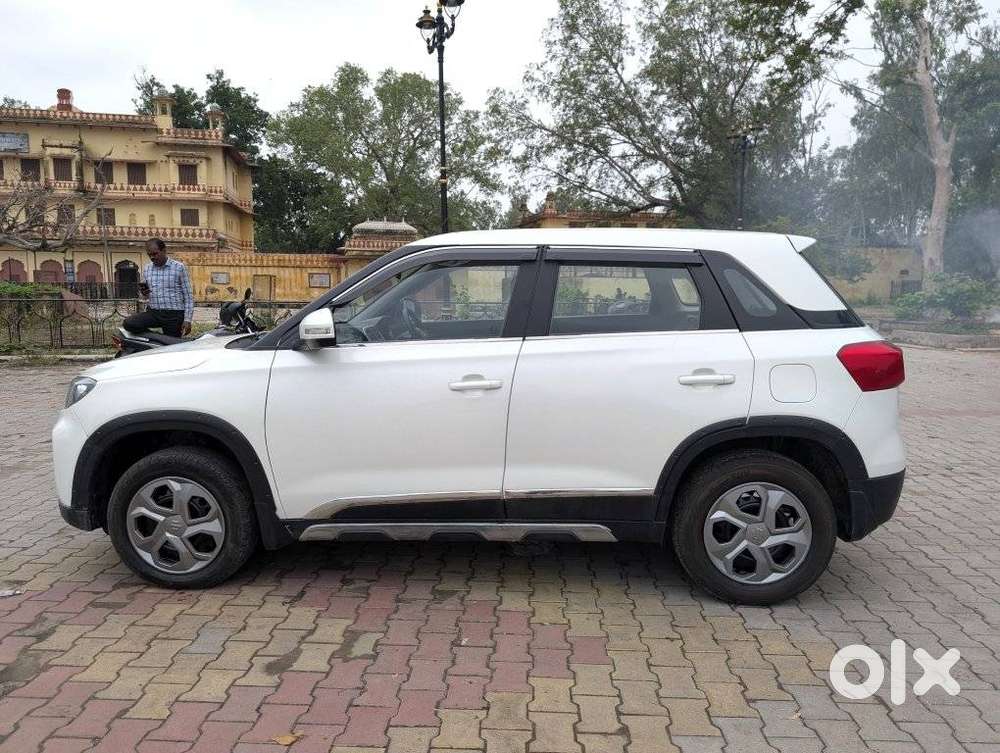 Maruti Suzuki Brezza 1.5 Lxi Smart Hybrid, 2020, Petrol