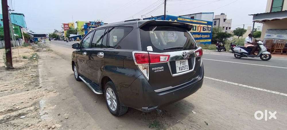 Toyota Innova Crysta 2.4 Vx Mt 8s, 2016, Diesel