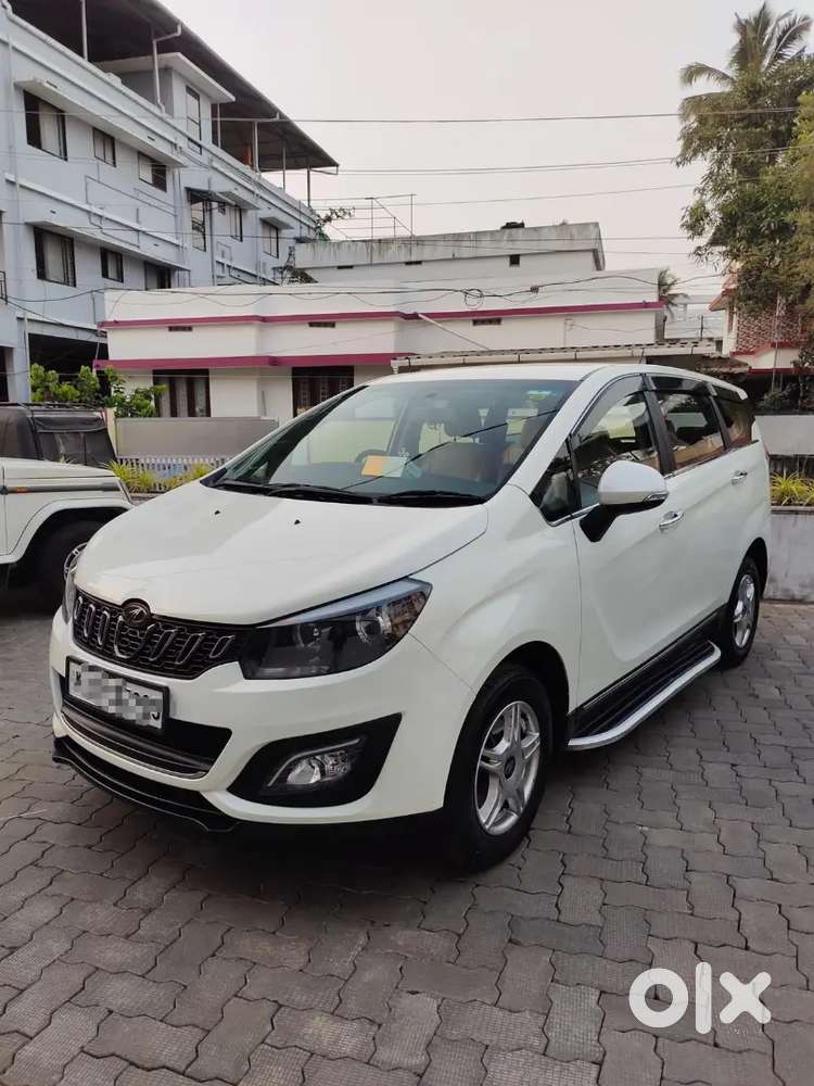 Mahindra Marazzo 2019 Diesel 130000 Km Driven