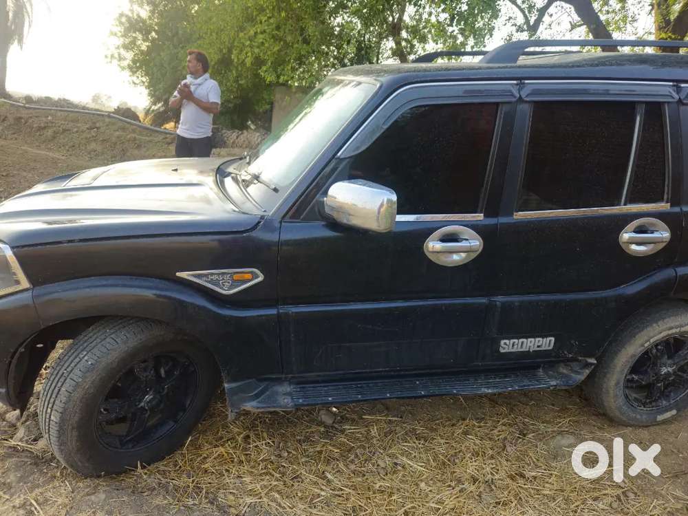 Mahindra Scorpio Classic 2016 Diesel 105000 Km Driven