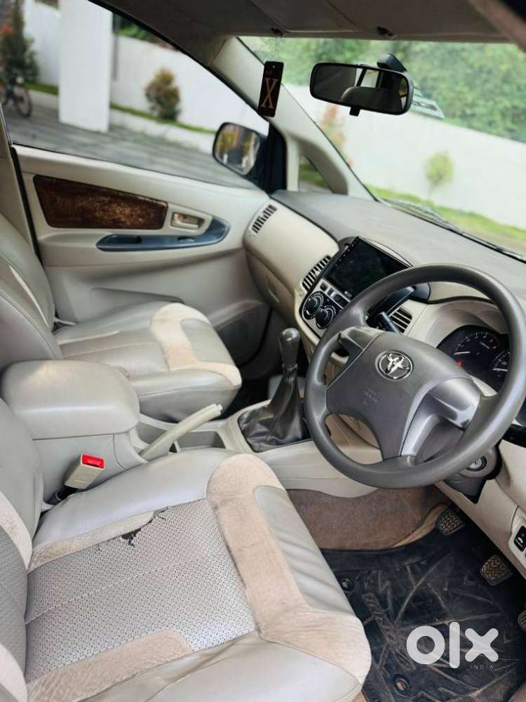Toyota Innova [2013-2016] 2.5 G4 7 Str, 2013, Diesel