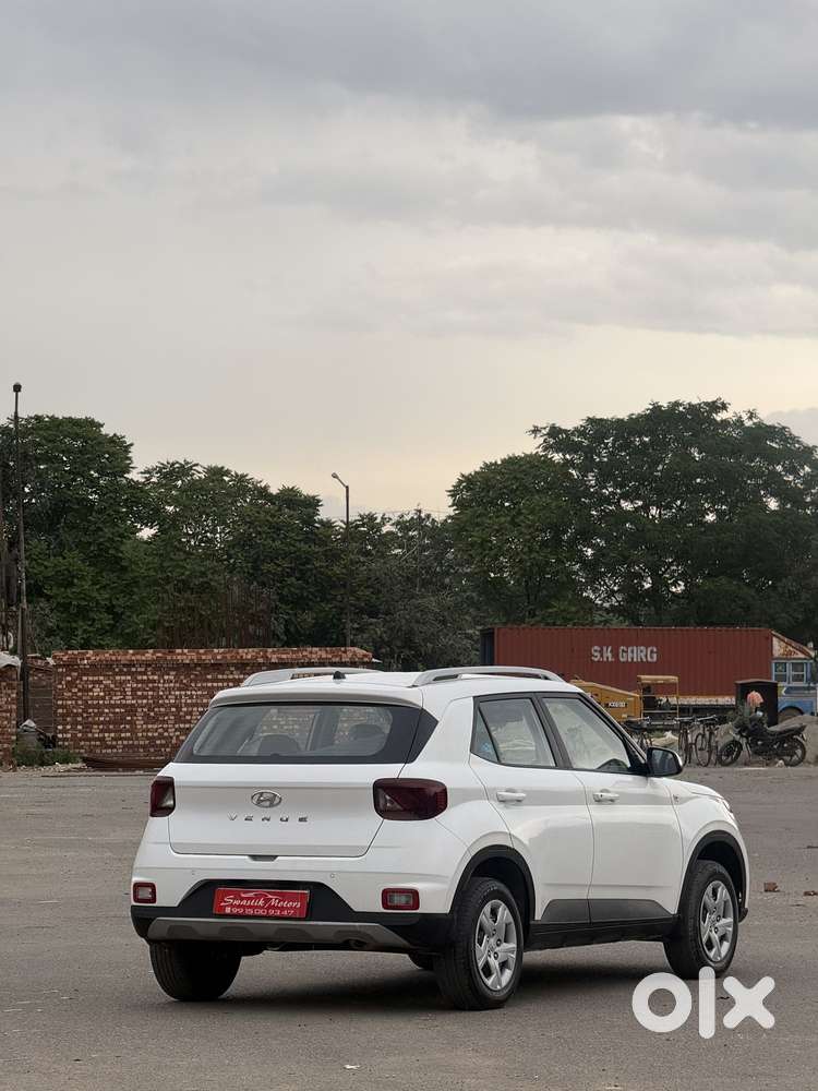 Hyundai Venue S 1.2 Petrol, 2021, Petrol