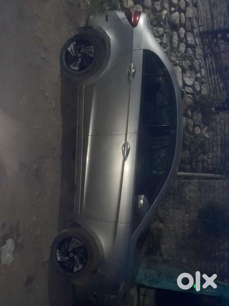 Tata Zest 1.2 Revotron Xe 2015