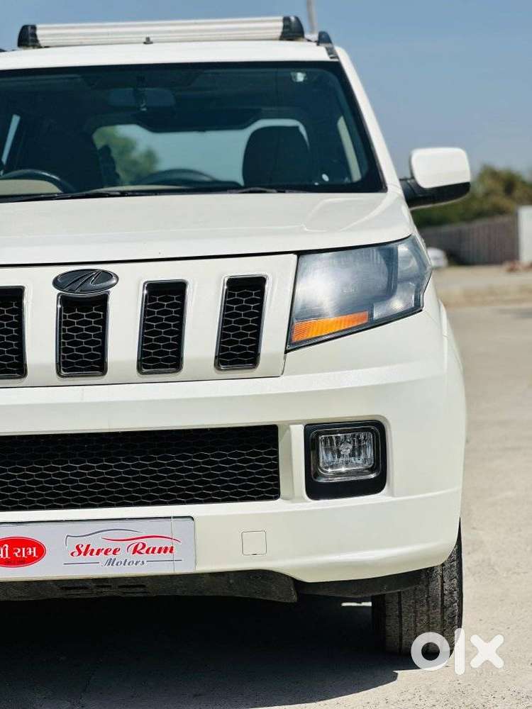 Mahindra Tuv 300 T10, 2018, Diesel