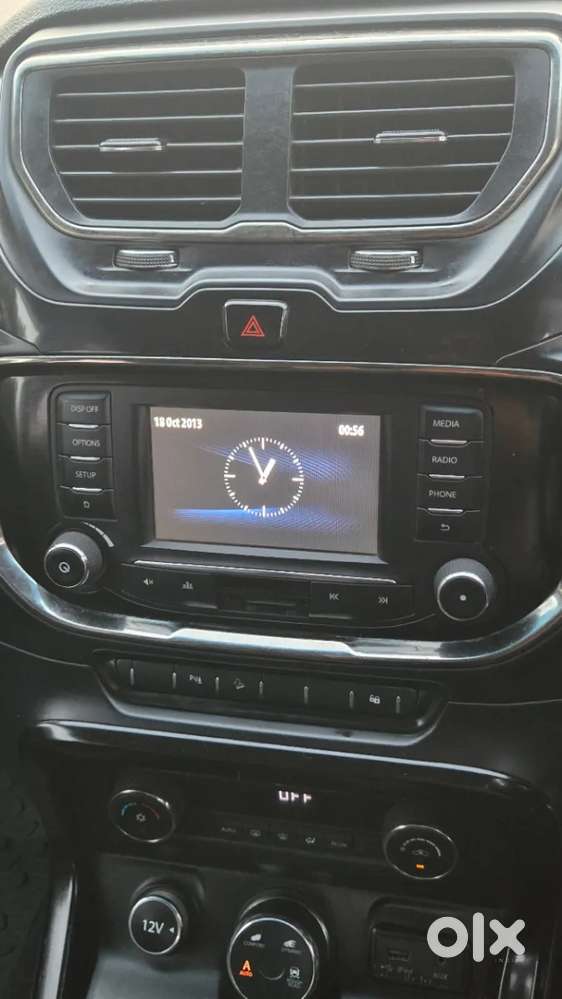 Tata Hexa 2.2 Xt 4x2 7 Str, 2017, Diesel