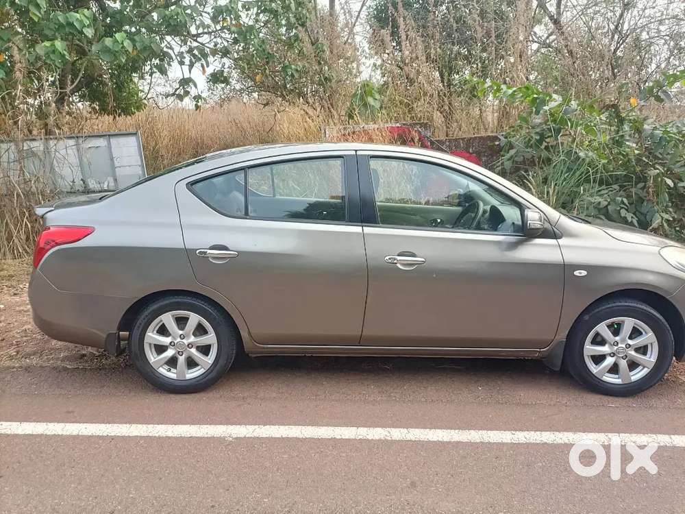 Nissan Sunny Full Option Diesel