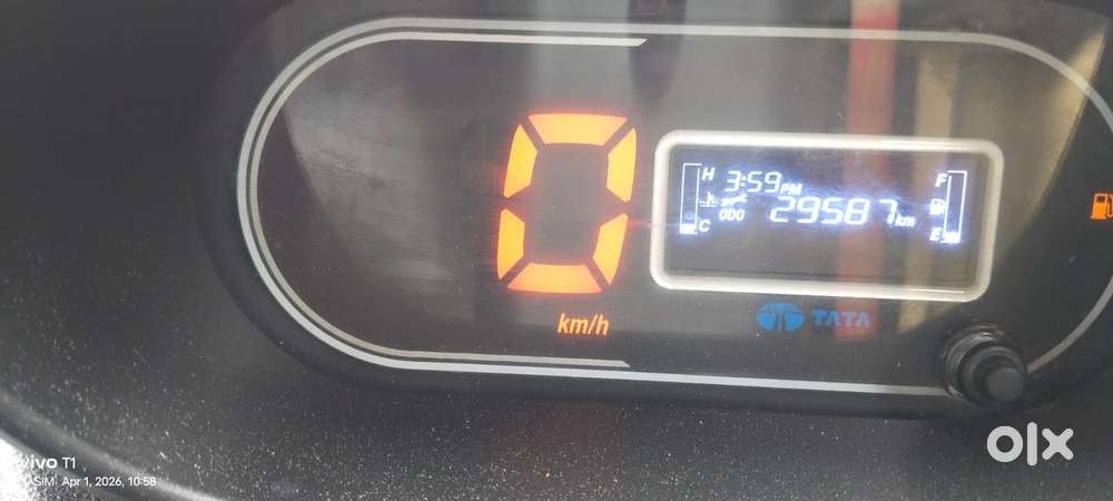 Tata Tiago, 2024, Petrol