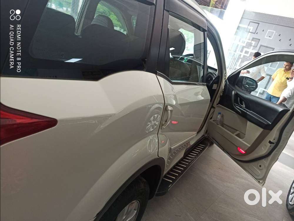 Mahindra Xuv 500 W10 Top Model Dec.2015model