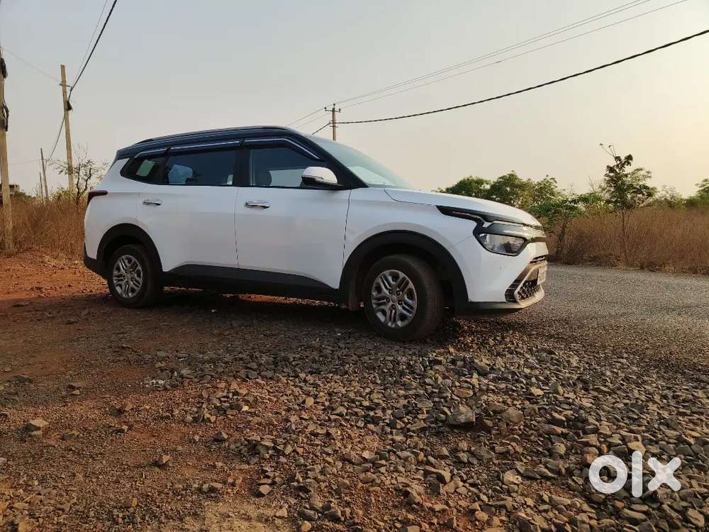 Kia Carens 2023 Petrol 35000 Km Driven 1st Owner