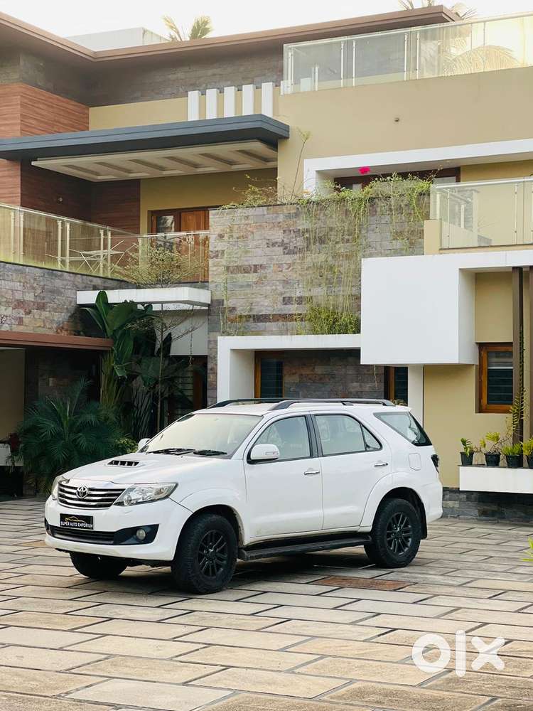 Toyota Fortuner 4x4 At 2.8 Diesel, 2015, Diesel