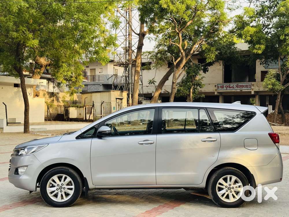 Toyota Innova Crysta 2.4 G Mt 7 Str, 2018, Diesel