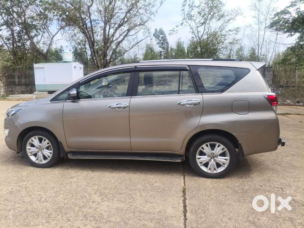 Toyota Innova Crysta 2.4 Vx Mt, 2020, Diesel