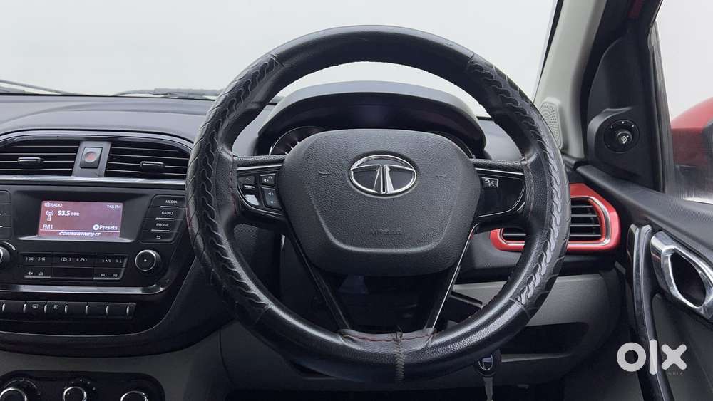 Tata Tiago Xza, 2019, Petrol