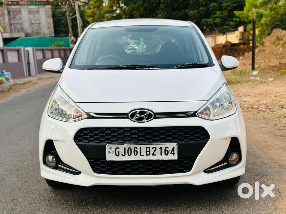 Hyundai Grand I10 2013-2016 At Sportz, 2017, Petrol