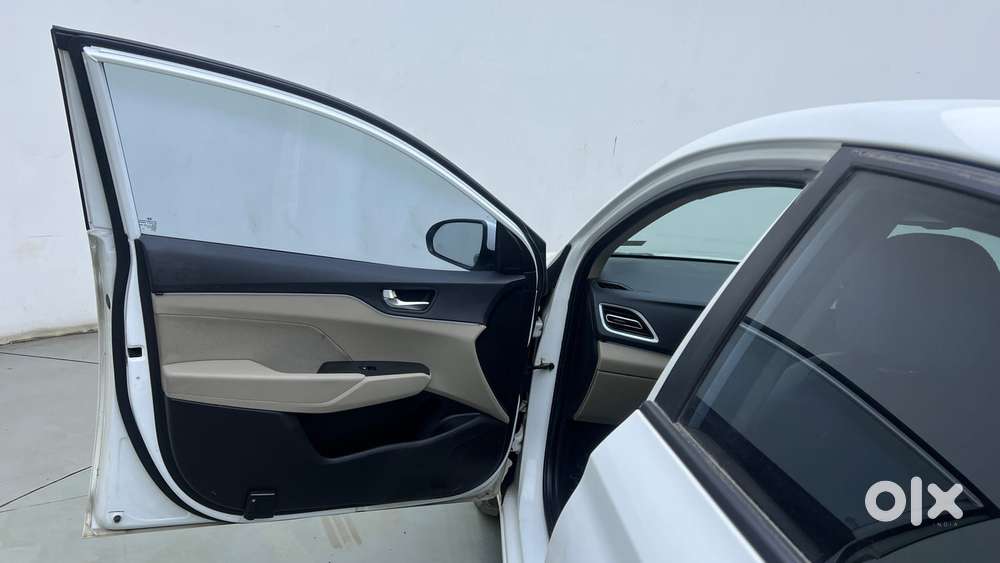 Hyundai Verna 1.5 Sx Vtvt Ivt, 2021, Petrol