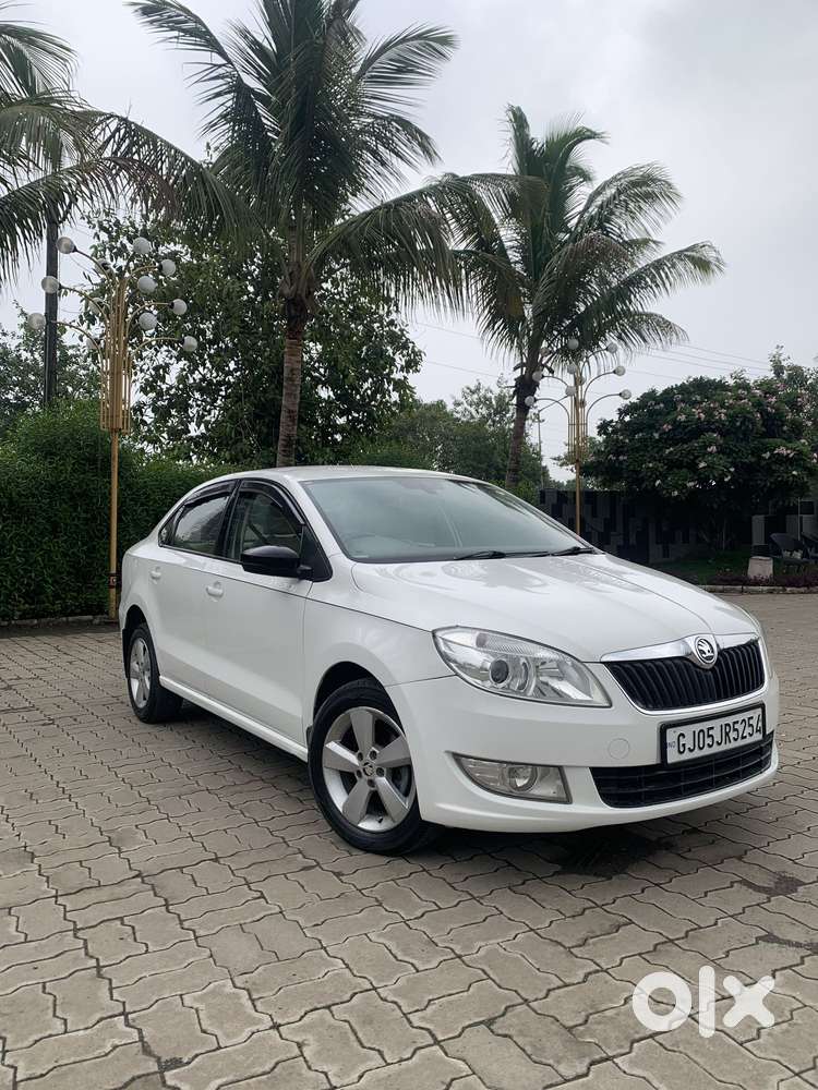 Skoda Rapid 1.5 Tdi Ambition With Alloy Wheel, 2016, Diesel