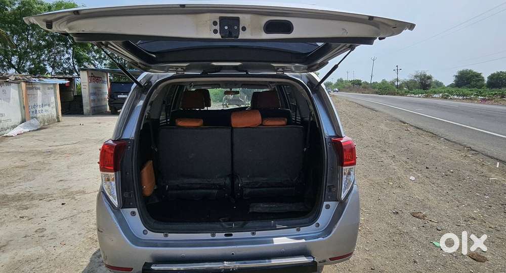 Toyota Innova Crysta
