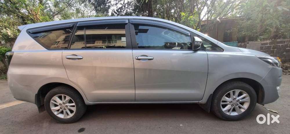 Toyota Innova Crysta 2.4 G Mt 7 Str, 2023, Diesel