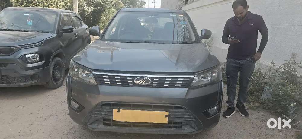 Xuv 300,2022 Model,1st Owner,diesal,60000 Driven