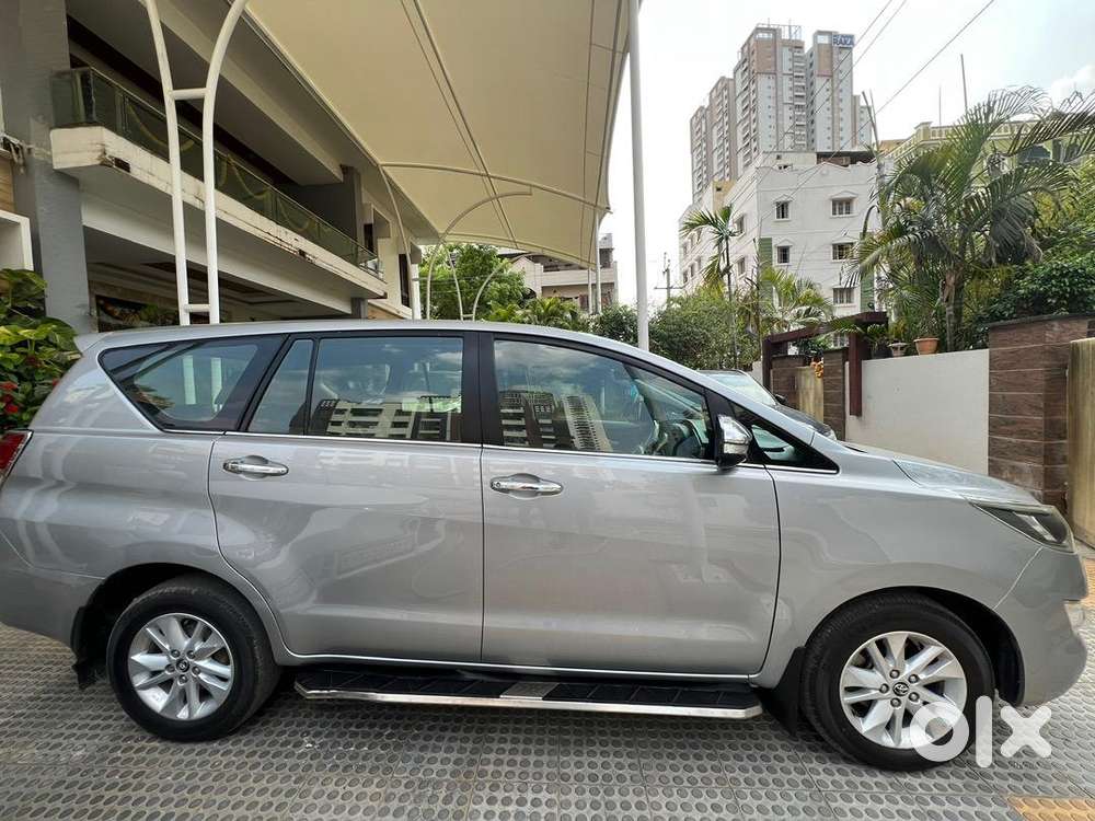 Toyota Innova Crysta 2016