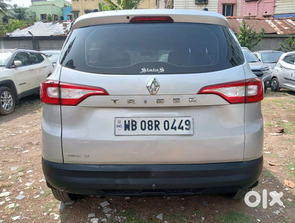 Renault Triber Rxl, 2023, Petrol